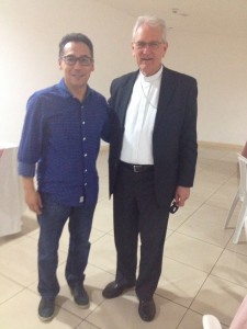 Josedir (CVX Dom Hélder Câmara - DF) e Dom Leonardo Ulrich Steiner, Bispo Auxiliar de Brasília.
